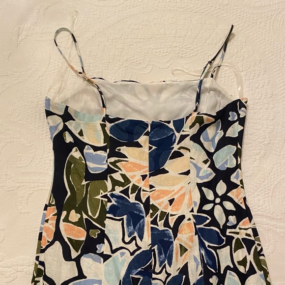 Lush size S dress- super flattering, short, hourglass fit - Picture 2 of 7